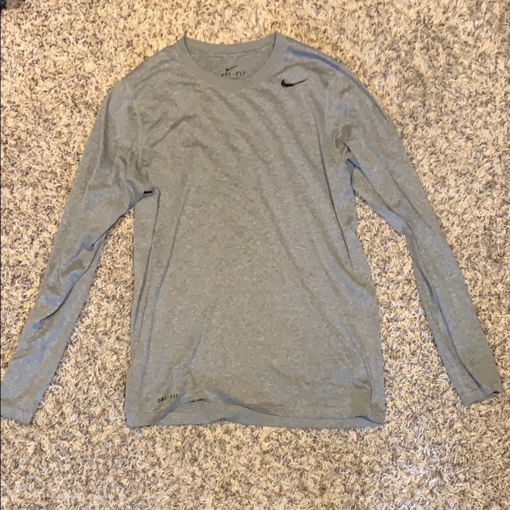 Nike medium long sleeve